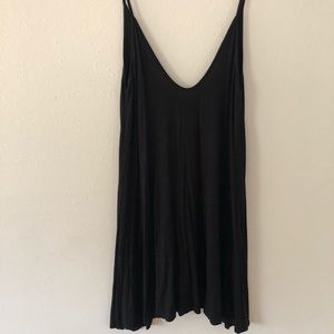 XL women’s dress.